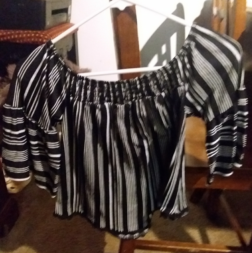 Side shirt